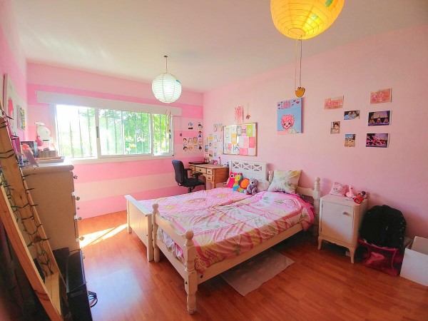 Casa en venta cuatro ambientes con piscina Escobar