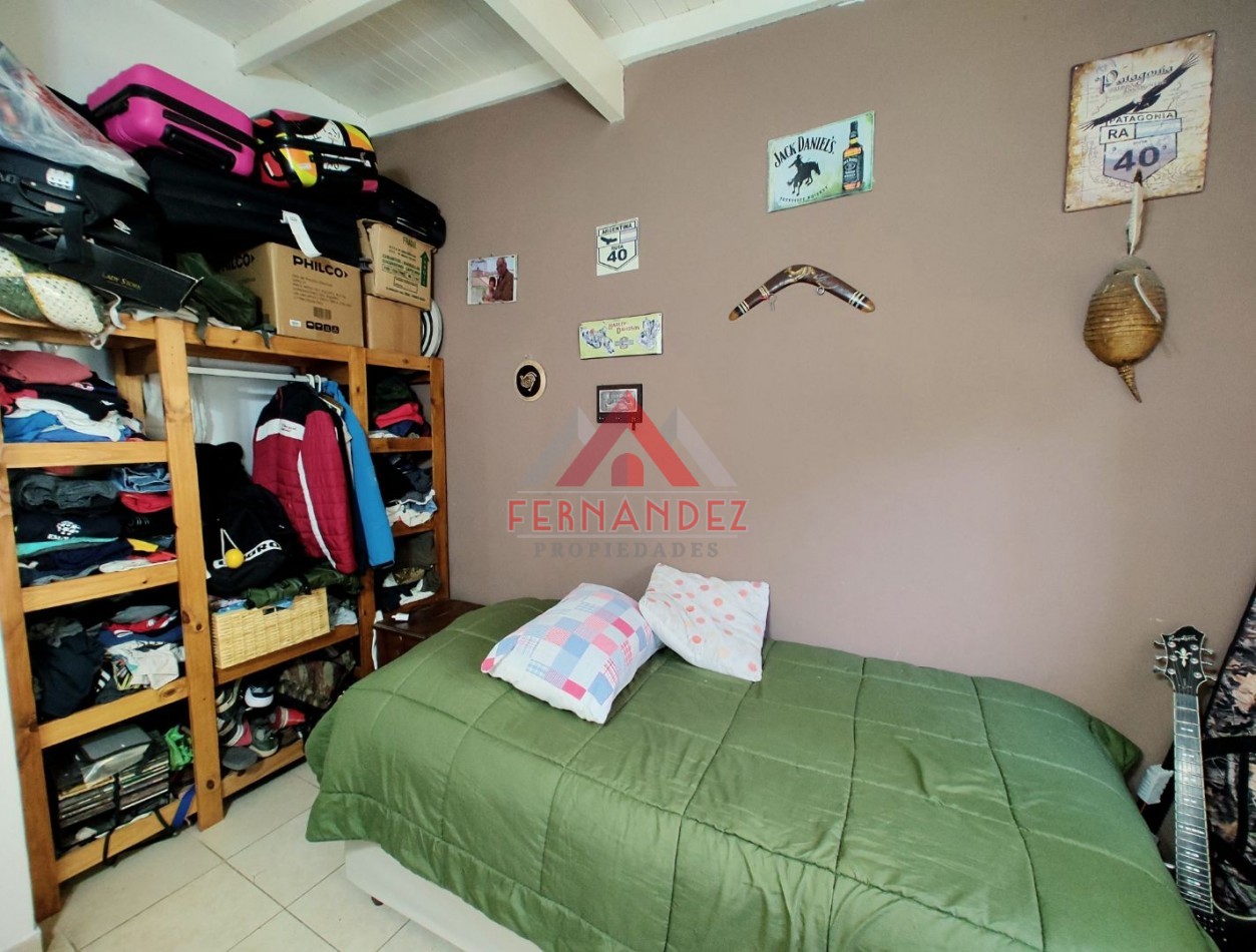 Casa cuatro ambientes con piscina 