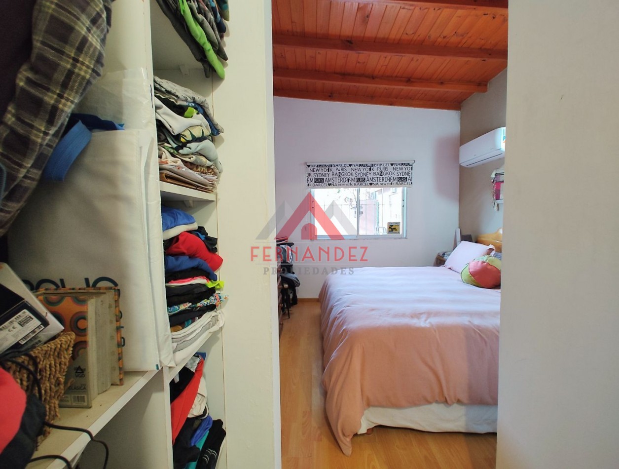 Casa cuatro ambientes con piscina 