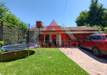 Casa 5 ambientes con piscina